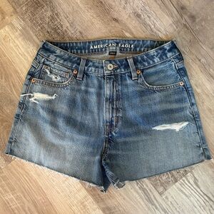 American Eagle Women's Jean Shorts Mom Shorts Size 4